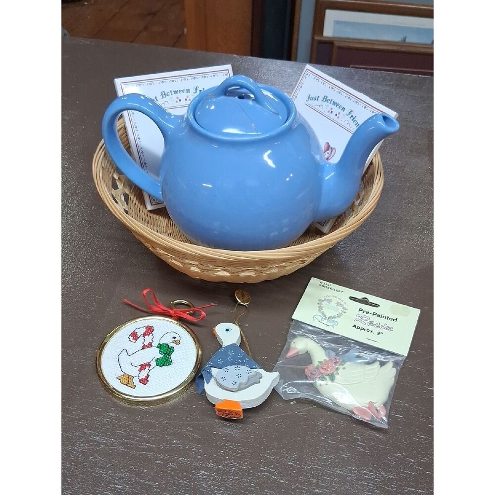 Country Goose  "Just  Between Friends"  Tea gift basket set.